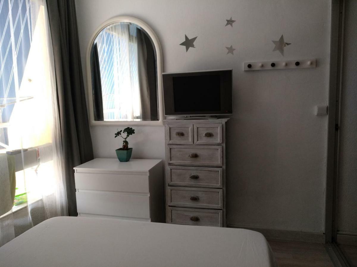 Moderno Apartamento Torremolinos Centro Екстер'єр фото